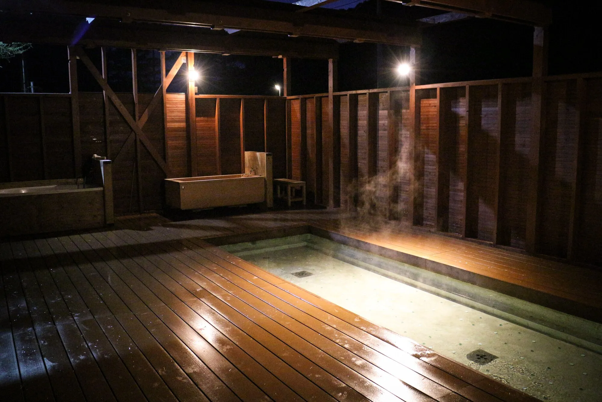 源泉の湯と森のサウナ小屋のポイント画像